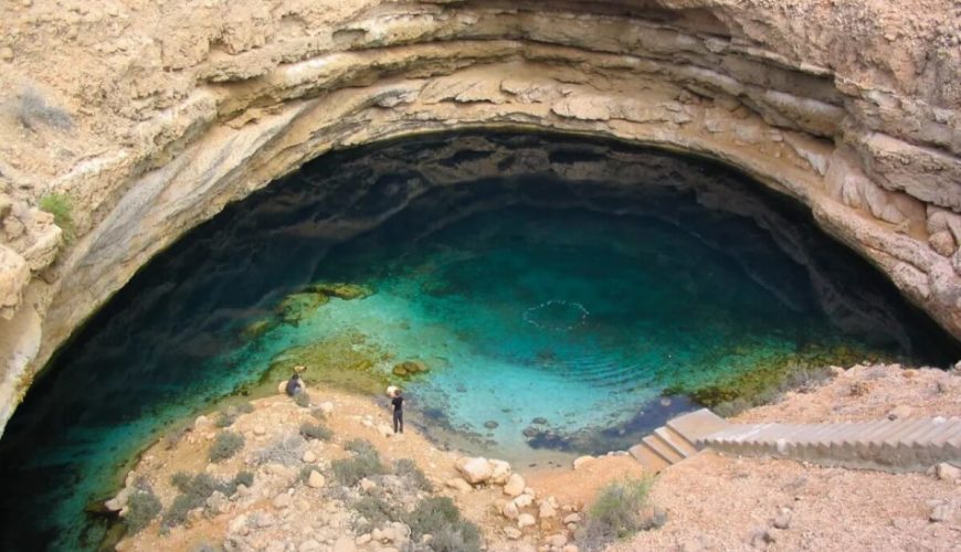 Top 5+ Most Beautiful Caves in Oman